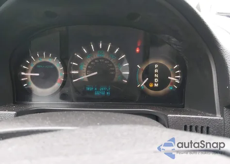 2010 Mercury Milan Premier z USA, uszkodzony, nr VIN 3MEHM0CG8AR613046